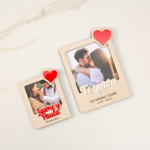 Marco-portafotos-de-madera-personalizado-parejas-2