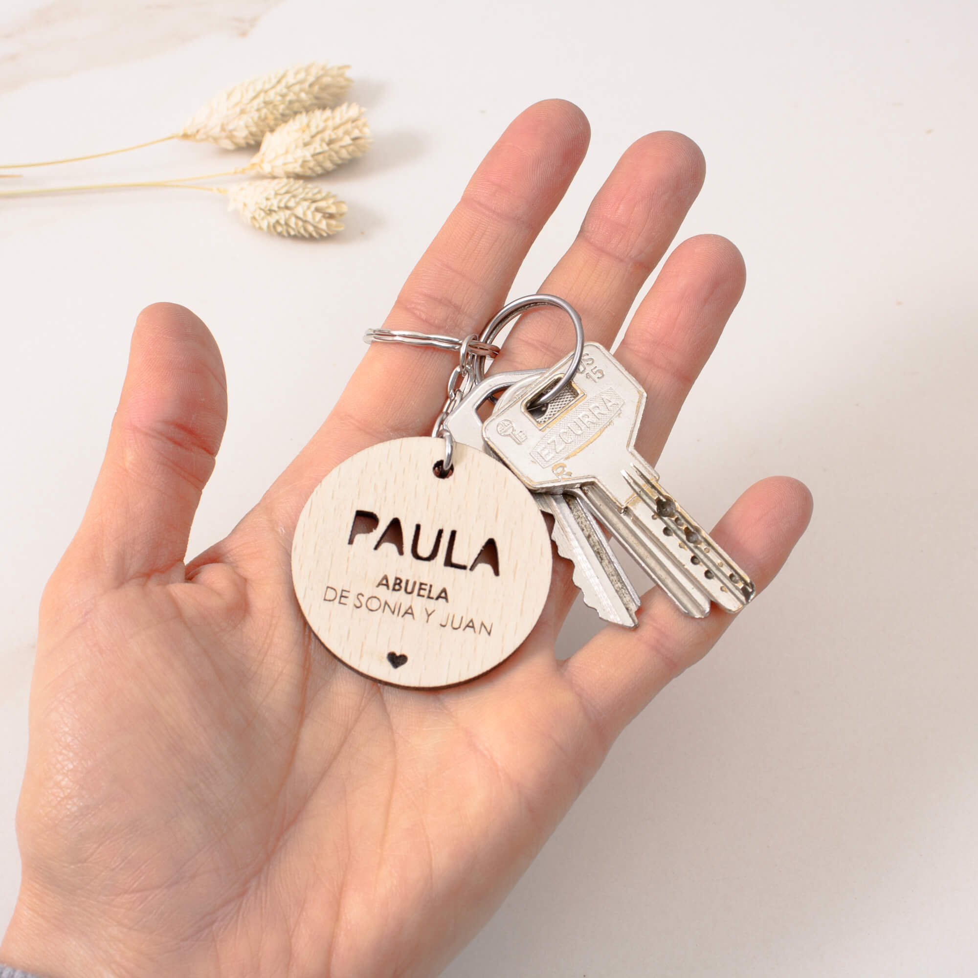 llavero-circulo-madera-mama-abuela-1
