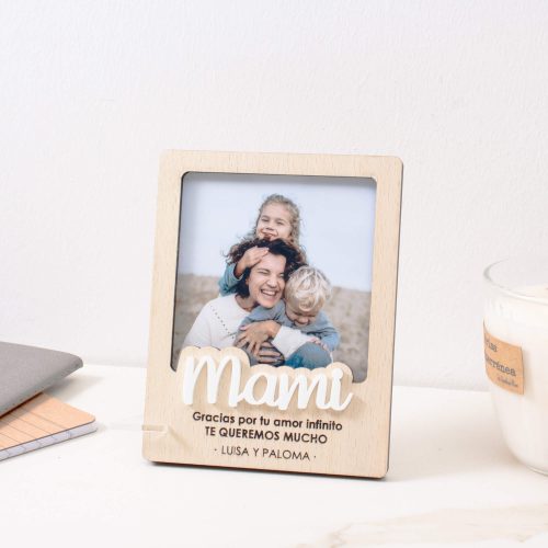 portafotos-madera-haya-mama-apoyado