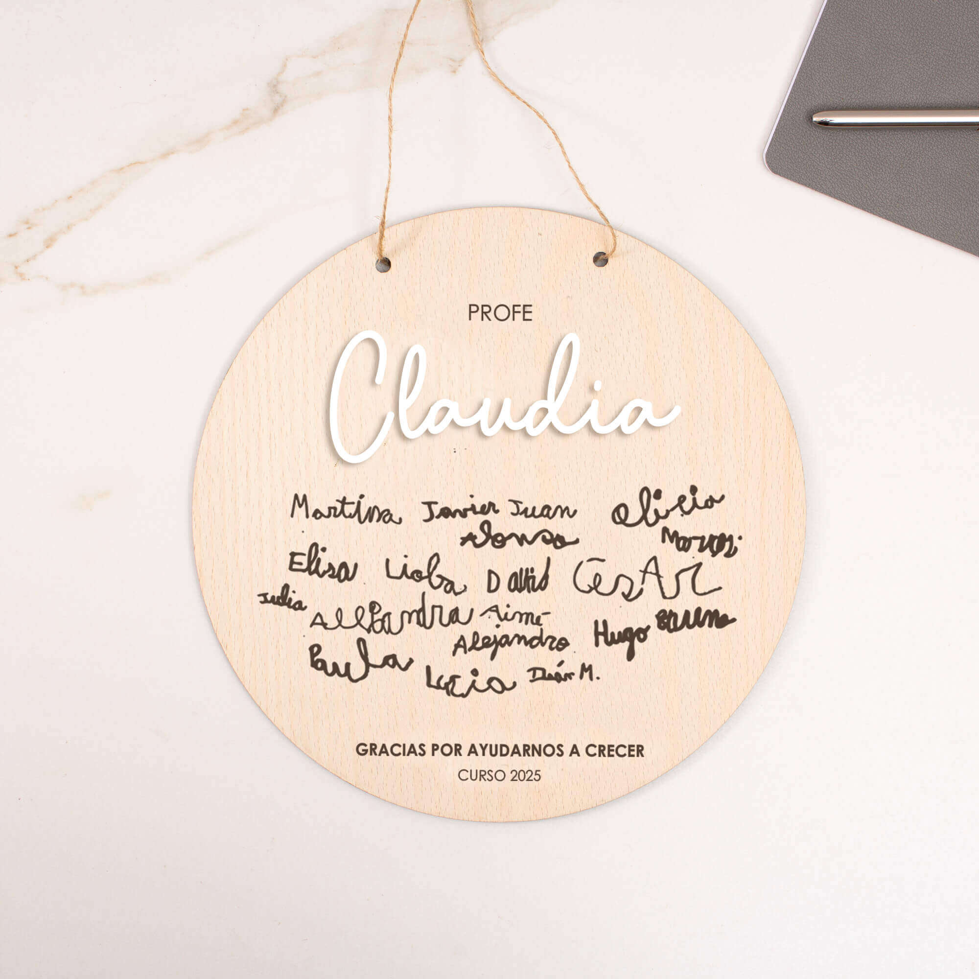placa-nombres-puño-y-letra-profesores-1